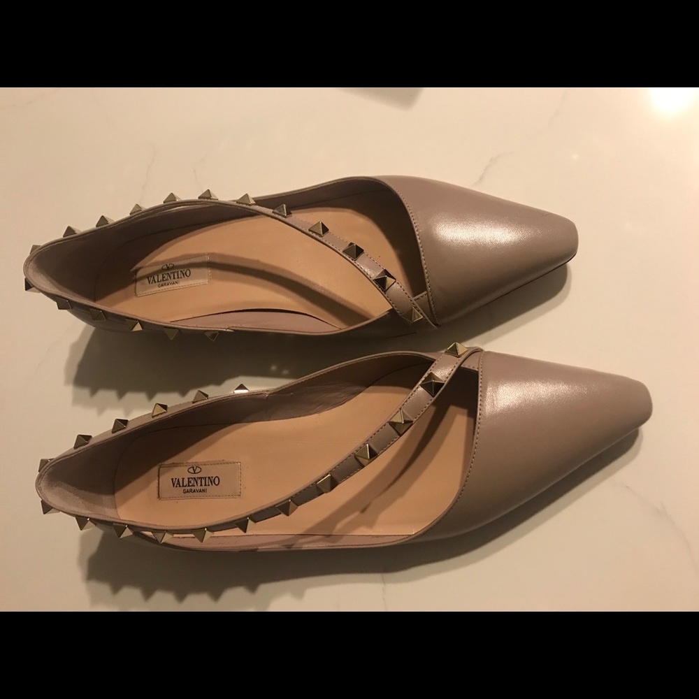 Valentino flats